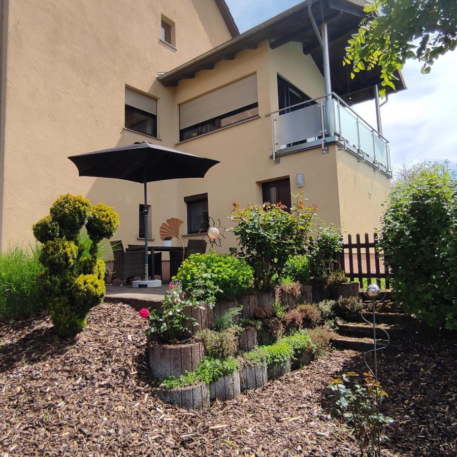 Apartamento Zum Buchenblick Sankt Wendel Exterior foto